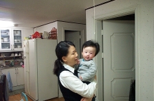 외출 준비를 마치고